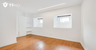 Apartamento Tiko em venda, na Travessa de Santana, localizado em Santa Maria Maior, no concelho de Lisboa